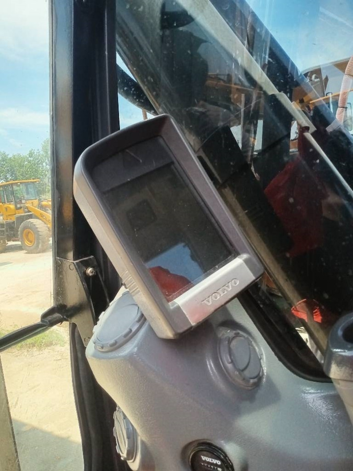 Volvo EC 480 D - Pásové rýpadlo: obrázok 4 Volvo EC 480 D - Pásové rýpadlo: obrázok 4