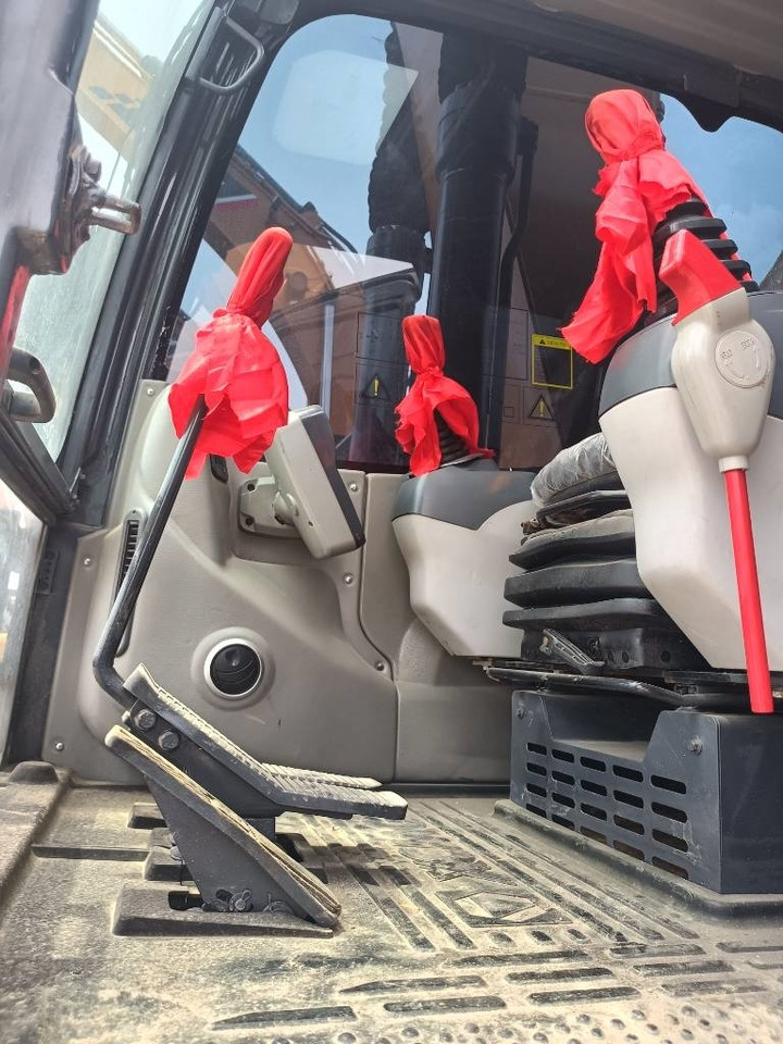 XCMG XE 215 DA - Pásové rýpadlo: obrázok 5 XCMG XE 215 DA - Pásové rýpadlo: obrázok 5