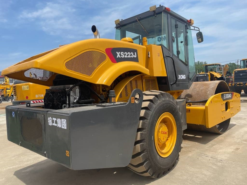 XCMG XS 223 J - Kompaktor: obrázok 4 XCMG XS 223 J - Kompaktor: obrázok 4