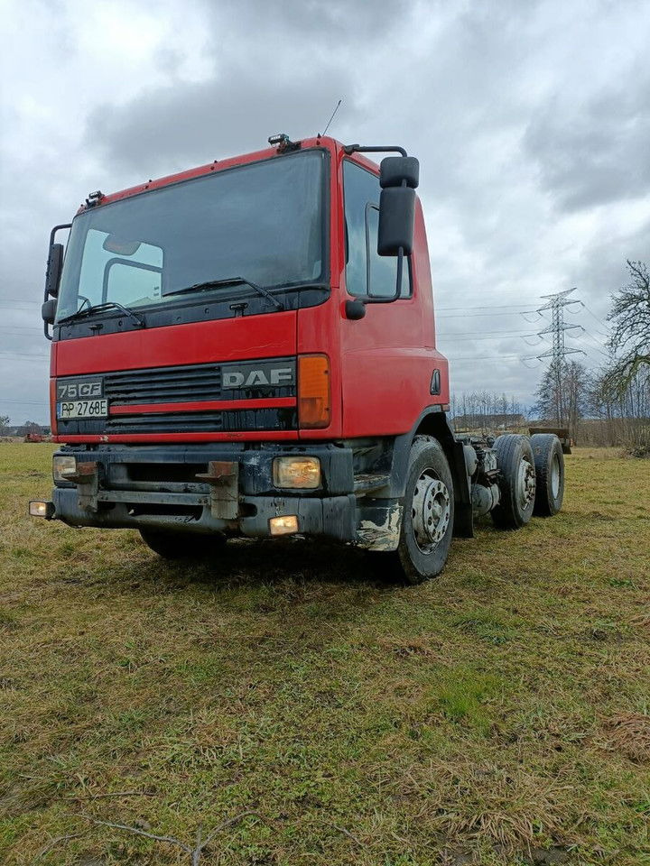 DAF CF 75.250 - Podvozek s kabinou: obrázok 3 DAF CF 75.250 - Podvozek s kabinou: obrázok 3