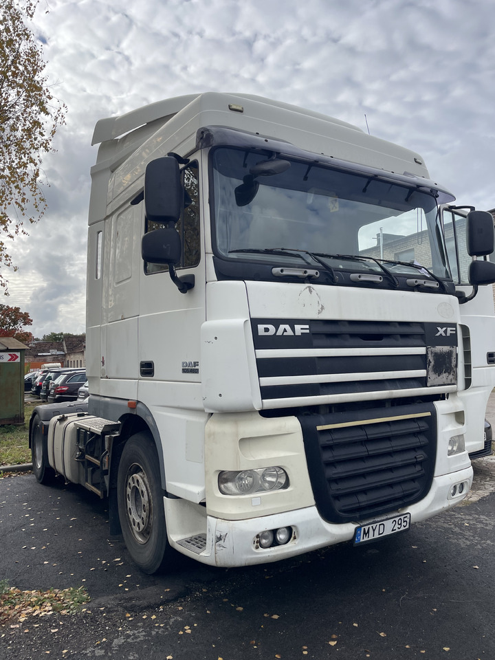 DAF XF105.460 Euro5 - Ťahač: obrázok 3 DAF XF105.460 Euro5 - Ťahač: obrázok 3