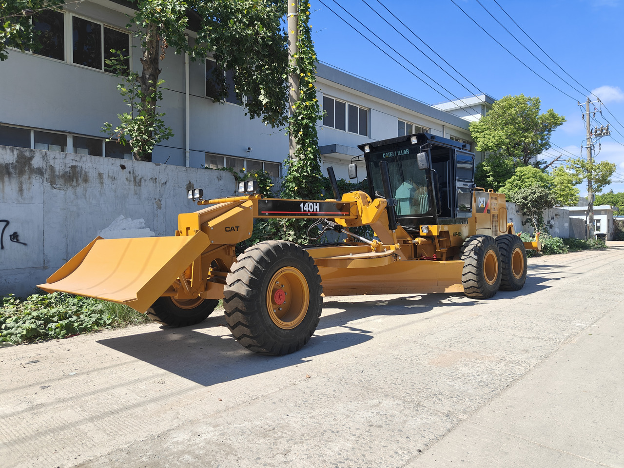 CATERPILLAR 140h with blade used cat motor grader 140k 140h 140g - Zrovnávač: obrázok 1 CATERPILLAR 140h with blade used cat motor grader 140k 140h 140g - Zrovnávač: obrázok 1