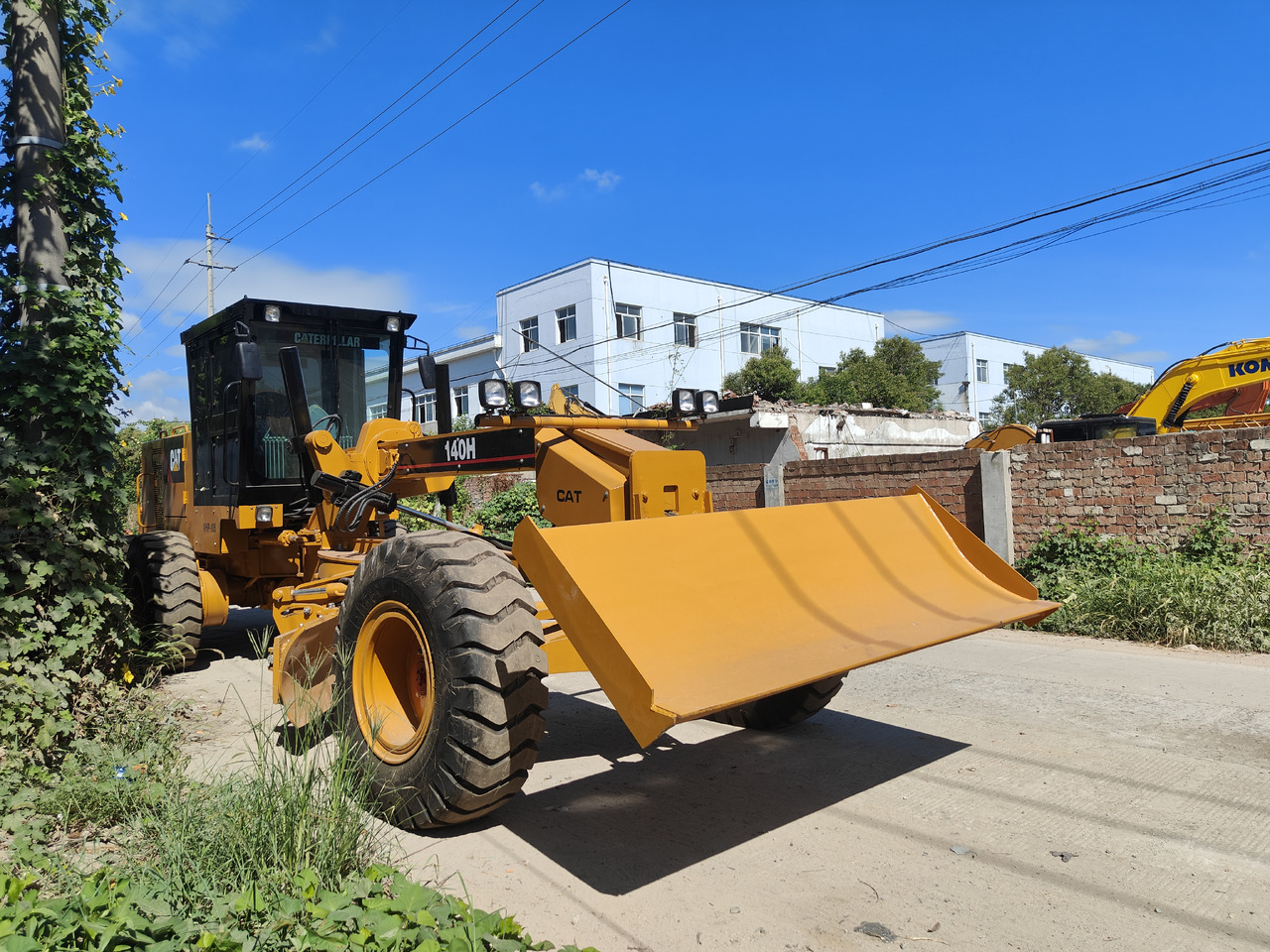 CATERPILLAR 140h with blade used cat motor grader 140k 140h 140g - Zrovnávač: obrázok 3 CATERPILLAR 140h with blade used cat motor grader 140k 140h 140g - Zrovnávač: obrázok 3