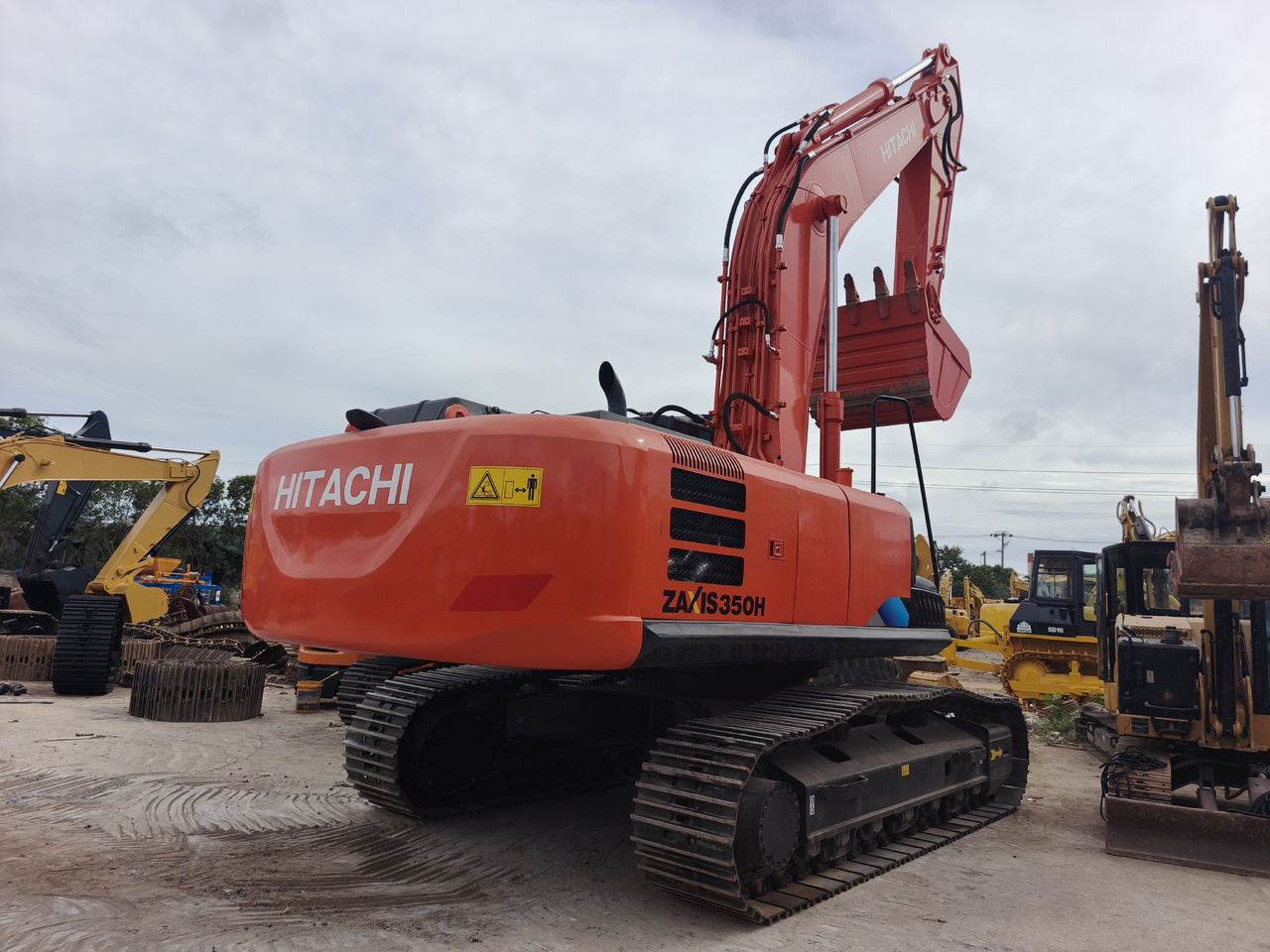 HITACHI ZX350 ZX350H ZX350H-5G Used excavator - Pásové rýpadlo: obrázok 3 HITACHI ZX350 ZX350H ZX350H-5G Used excavator - Pásové rýpadlo: obrázok 3