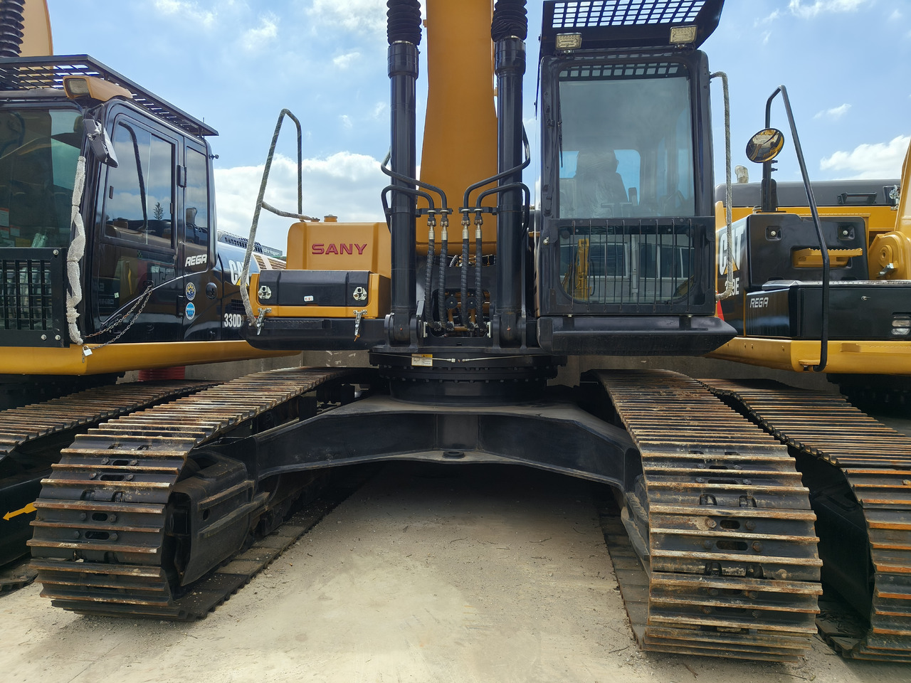 SANY SY365H - Pásové rýpadlo: obrázok 4 SANY SY365H - Pásové rýpadlo: obrázok 4