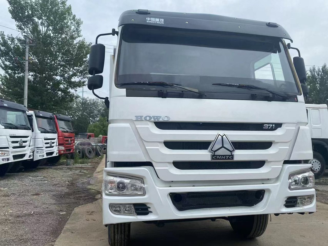 HOWO 371 - Stavebné stroje: obrázok 5 HOWO 371 - Stavebné stroje: obrázok 5