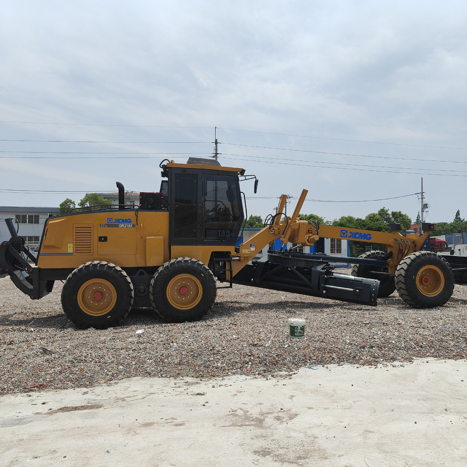 XCMG GR215 GR2153 Motor Grader with Blade - Zrovnávač: obrázok 4 XCMG GR215 GR2153 Motor Grader with Blade - Zrovnávač: obrázok 4