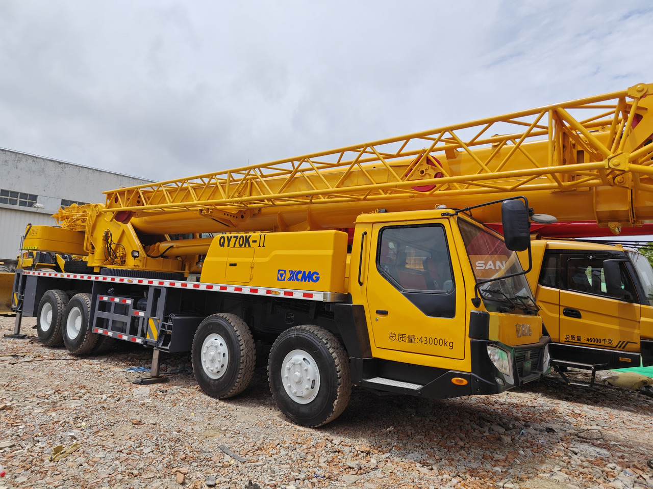 XCMG QY70K QY70K-II Used Crane 70t 70ton - Autožeriav: obrázok 1 XCMG QY70K QY70K-II Used Crane 70t 70ton - Autožeriav: obrázok 1