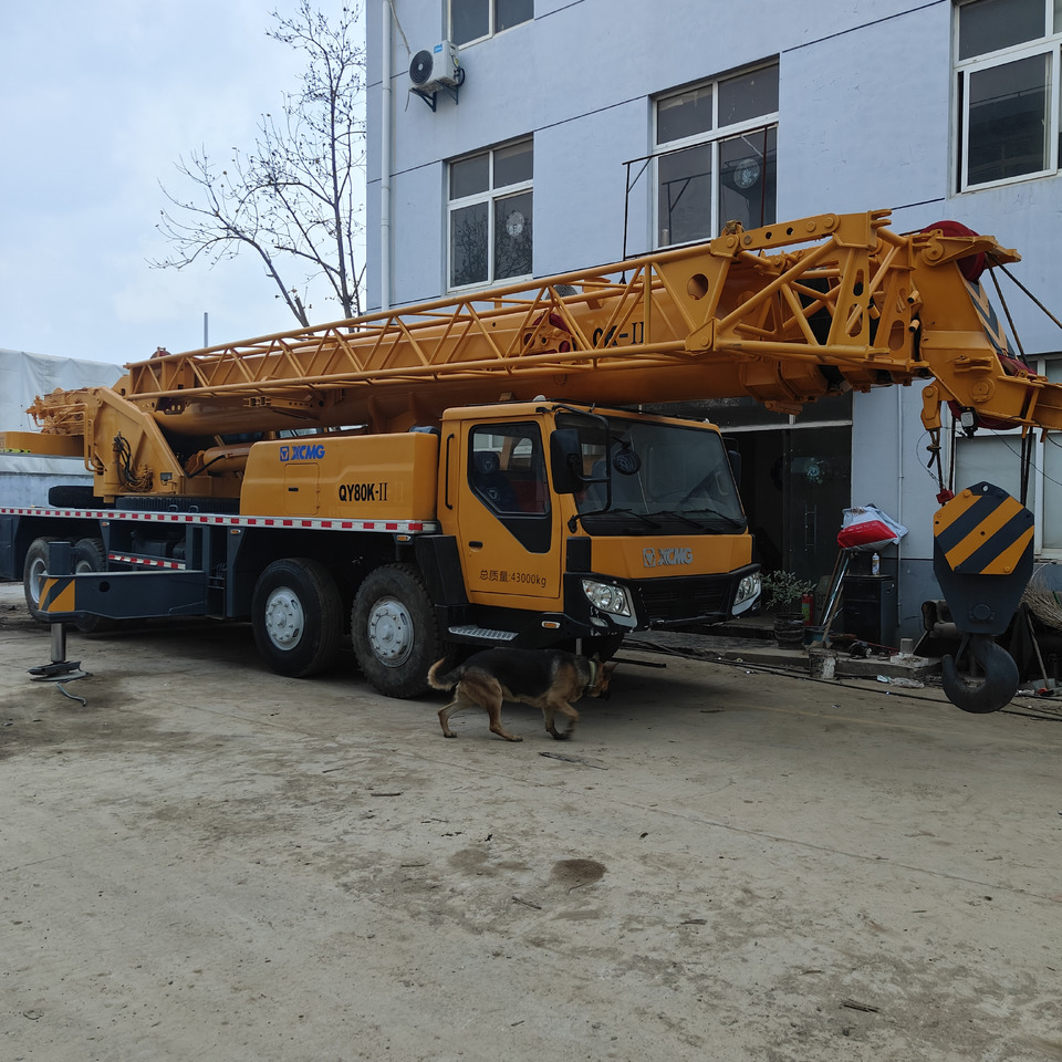 XCMG QY80K 80T TRUCK CRANE - Autožeriav: obrázok 3 XCMG QY80K 80T TRUCK CRANE - Autožeriav: obrázok 3