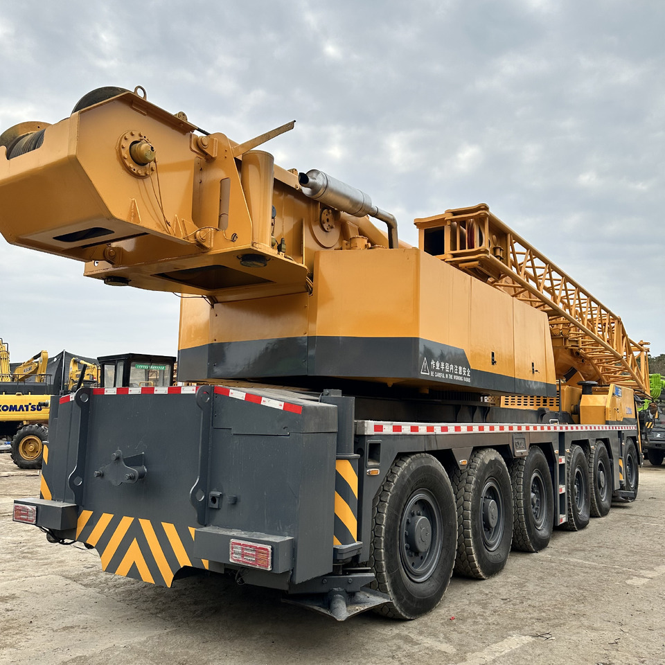 XCMG XCA200 200TON Truck crane - Autožeriav: obrázok 4 XCMG XCA200 200TON Truck crane - Autožeriav: obrázok 4