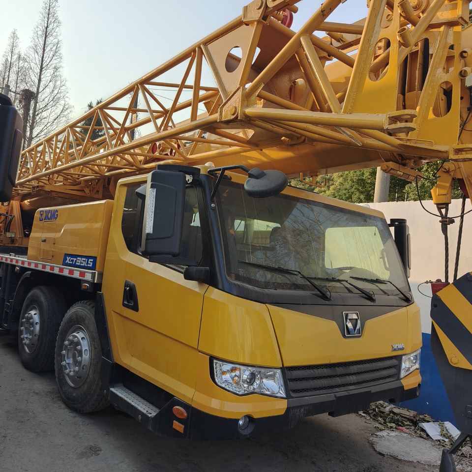 XCMG XCT35 - Autožeriav: obrázok 3 XCMG XCT35 - Autožeriav: obrázok 3