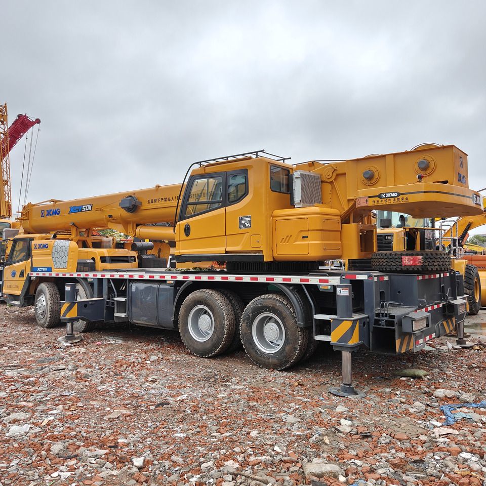 XCMG XCT50 Used Crane - Autožeriav: obrázok 5 XCMG XCT50 Used Crane - Autožeriav: obrázok 5