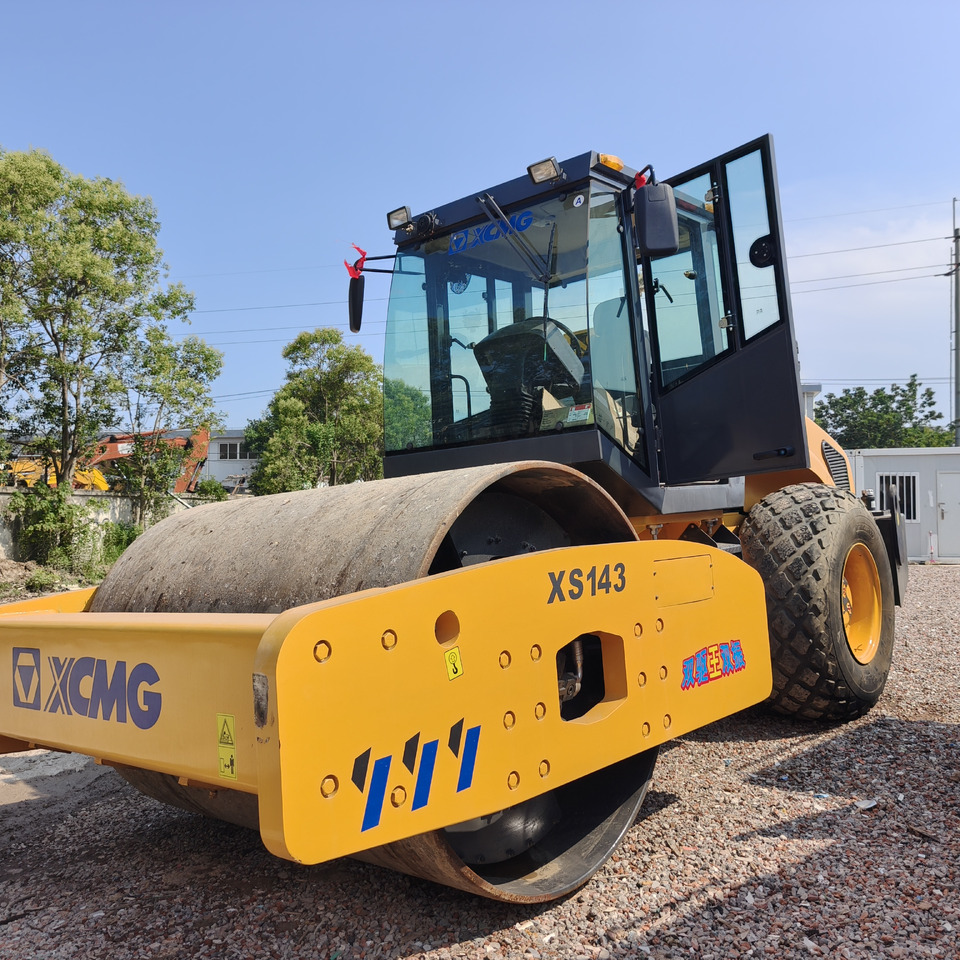 XCMG XS143J - Kompaktor: obrázok 3 XCMG XS143J - Kompaktor: obrázok 3
