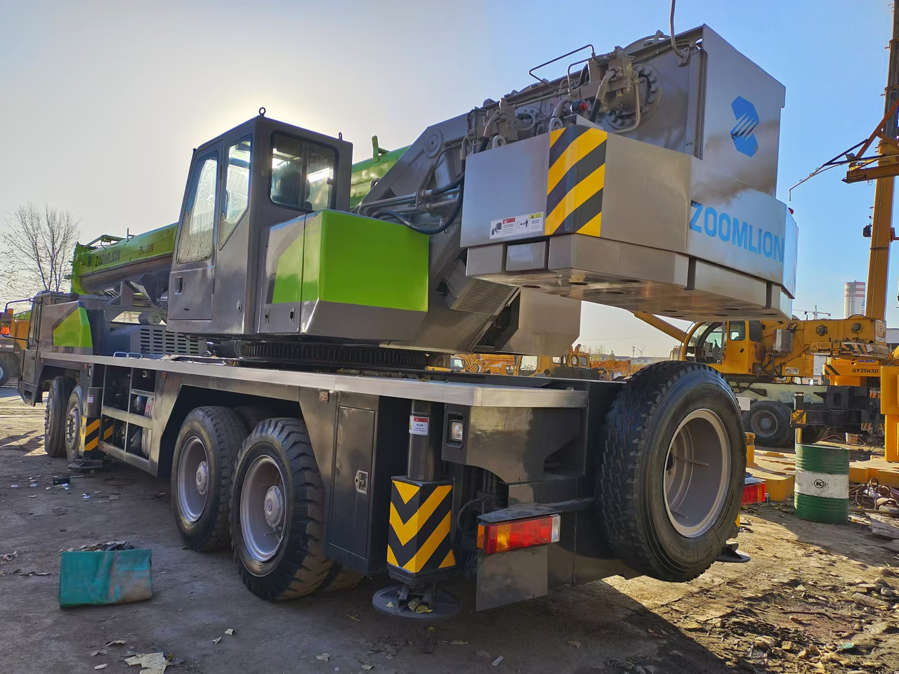 ZOOMLION ZTC700V - Autožeriav: obrázok 5 ZOOMLION ZTC700V - Autožeriav: obrázok 5