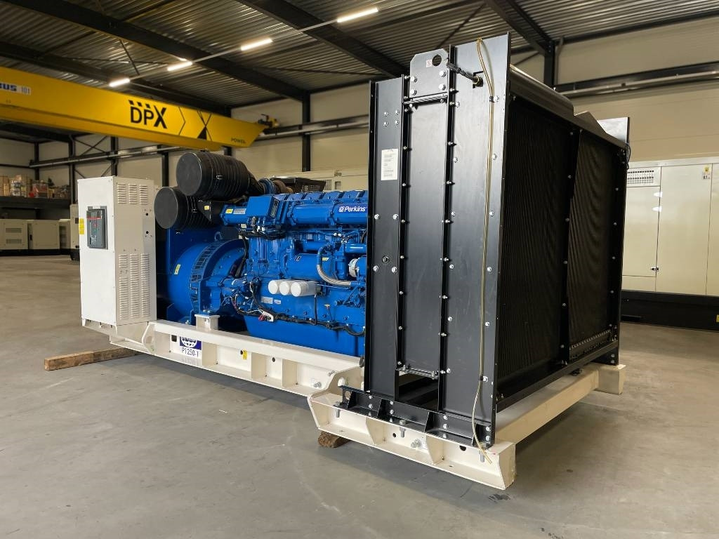 FG Wilson P1250-1 - 1250 kVA Surplus Genset - DPX-25089 - Elektrický generátor: obrázok 5 FG Wilson P1250-1 - 1250 kVA Surplus Genset - DPX-25089 - Elektrický generátor: obrázok 5