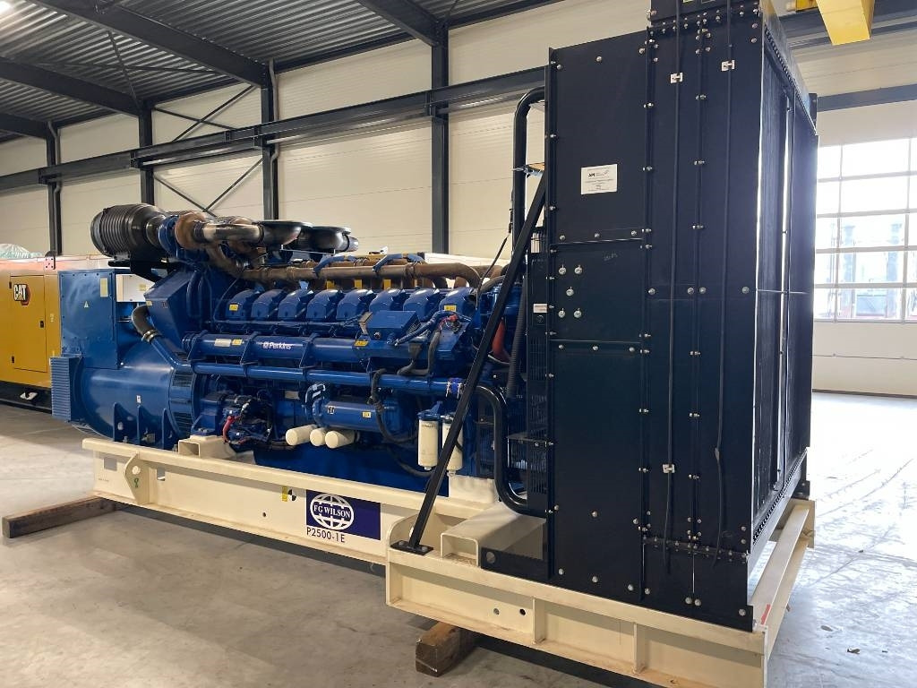 FG Wilson P2500-1E - 2500 kVA Surplus Genset - DPX-25085 - Elektrický generátor: obrázok 3 FG Wilson P2500-1E - 2500 kVA Surplus Genset - DPX-25085 - Elektrický generátor: obrázok 3