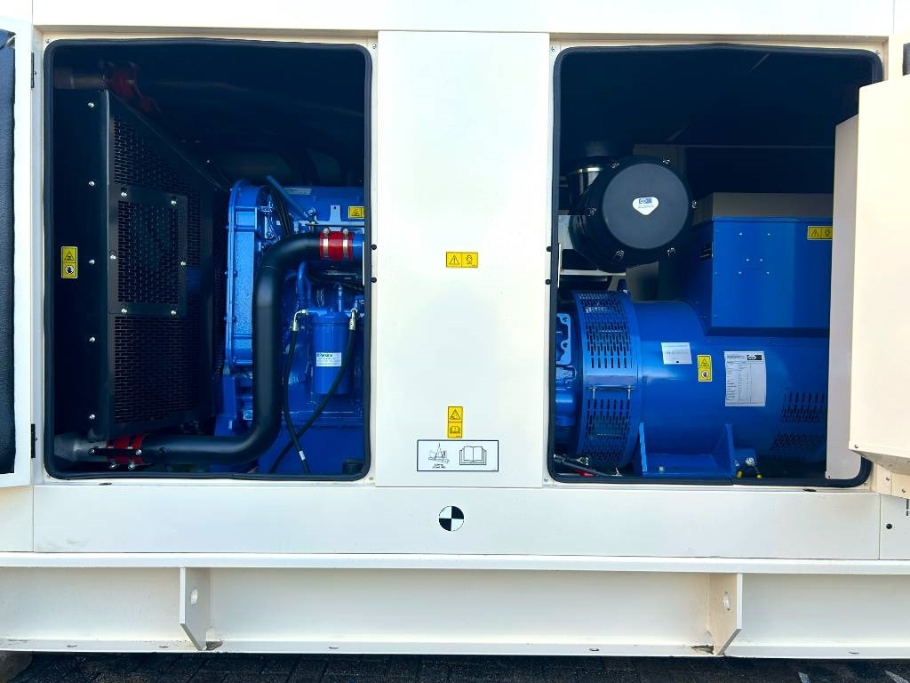 FG Wilson P660-3 - 660 kVA Genset - DPX-16022 - Elektrický generátor: obrázok 5 FG Wilson P660-3 - 660 kVA Genset - DPX-16022 - Elektrický generátor: obrázok 5