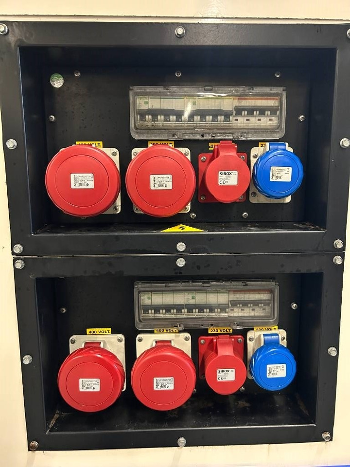 FG Wilson P88-3 - Alternator broken - Genset - DPX-12653 - Elektrický generátor: obrázok 4 FG Wilson P88-3 - Alternator broken - Genset - DPX-12653 - Elektrický generátor: obrázok 4