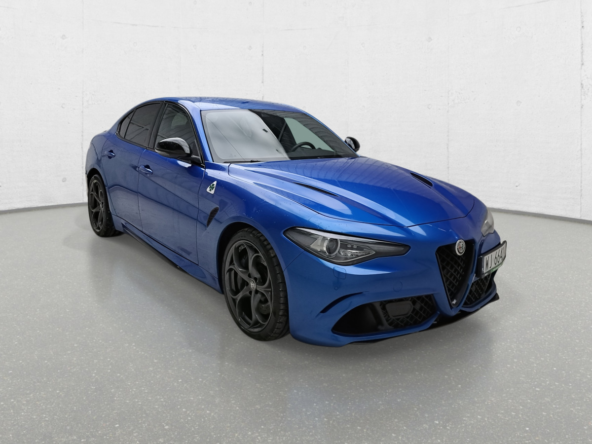 ALFA ROMEO GIULIA SEDAN - Automobil: obrázok 2 ALFA ROMEO GIULIA SEDAN - Automobil: obrázok 2