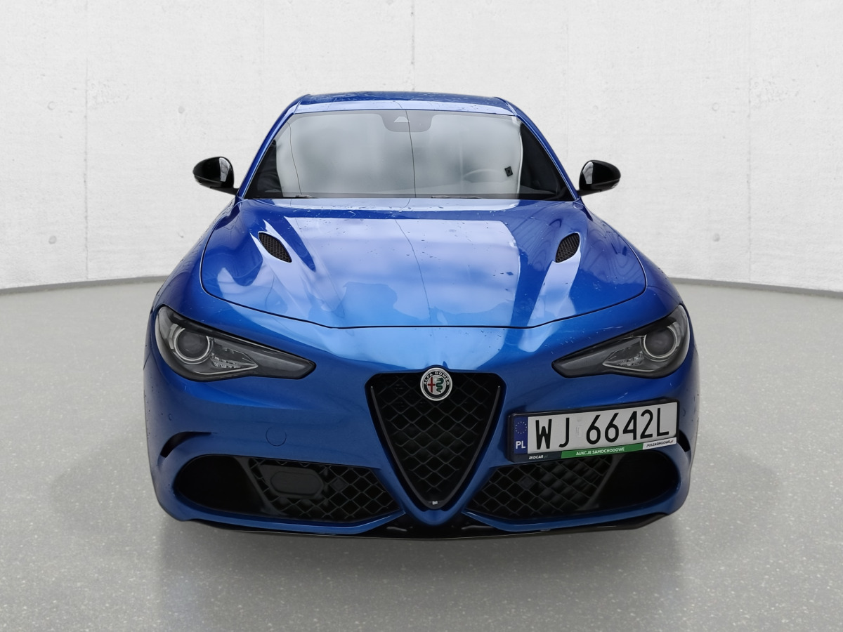ALFA ROMEO GIULIA SEDAN - Automobil: obrázok 3 ALFA ROMEO GIULIA SEDAN - Automobil: obrázok 3