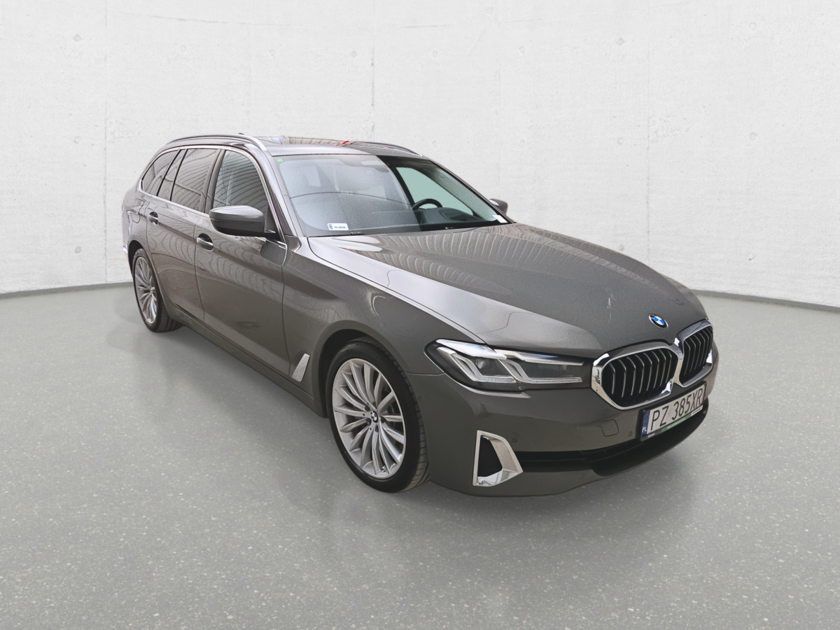 BMW 530D XDRIVE KOMBI - Automobil: obrázok 1 BMW 530D XDRIVE KOMBI - Automobil: obrázok 1