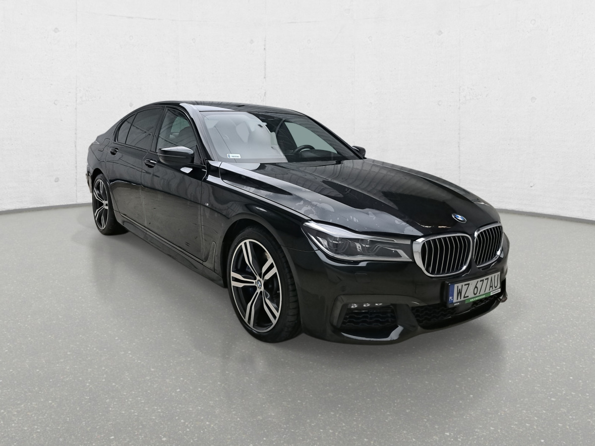 BMW 750d xDrive SEDAN - Sedan: obrázok 2 BMW 750d xDrive SEDAN - Sedan: obrázok 2