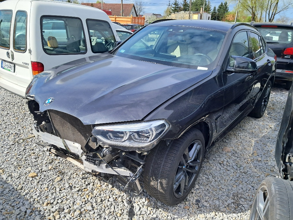 BMW X4 M COMPETITION SUV - SUV: obrázok 3 BMW X4 M COMPETITION SUV - SUV: obrázok 3