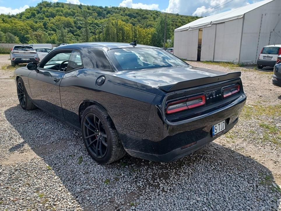 DODGE CHALLENGER COUPE - Automobil: obrázok 3 DODGE CHALLENGER COUPE - Automobil: obrázok 3