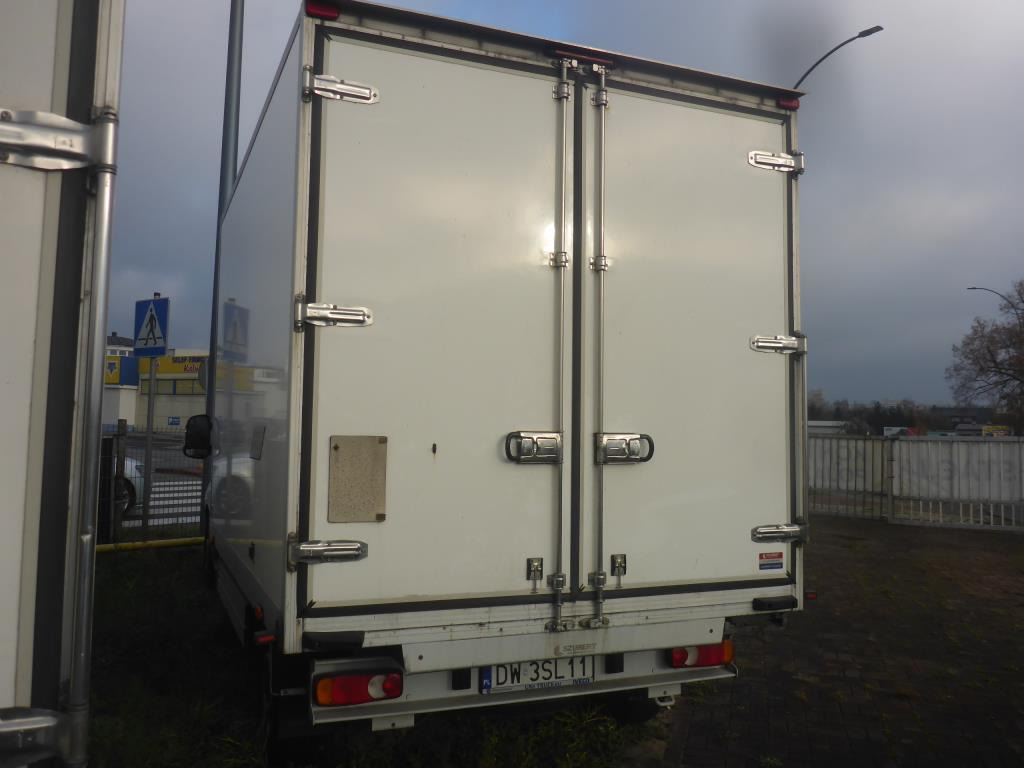 FIAT DUCATO CHŁODNIA/IZOTERMA - Chladiarenská dodávka: obrázok 4 FIAT DUCATO CHŁODNIA/IZOTERMA - Chladiarenská dodávka: obrázok 4