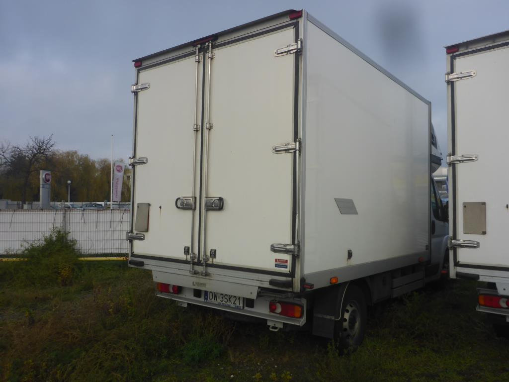 FIAT DUCATO CHŁODNIA/IZOTERMA - Chladiarenská dodávka: obrázok 4 FIAT DUCATO CHŁODNIA/IZOTERMA - Chladiarenská dodávka: obrázok 4