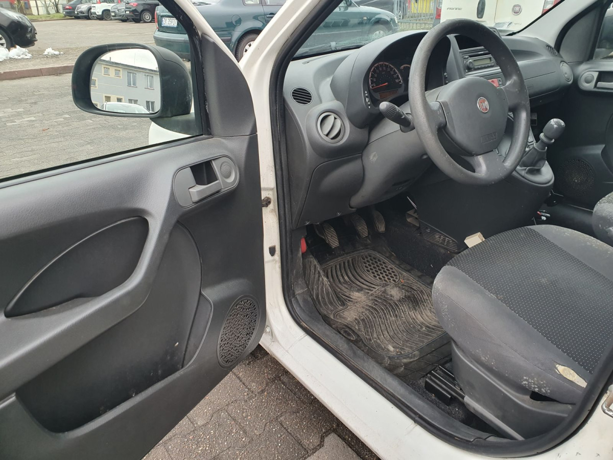 FIAT PANDA HATCHBACK - Hatchback: obrázok 5 FIAT PANDA HATCHBACK - Hatchback: obrázok 5