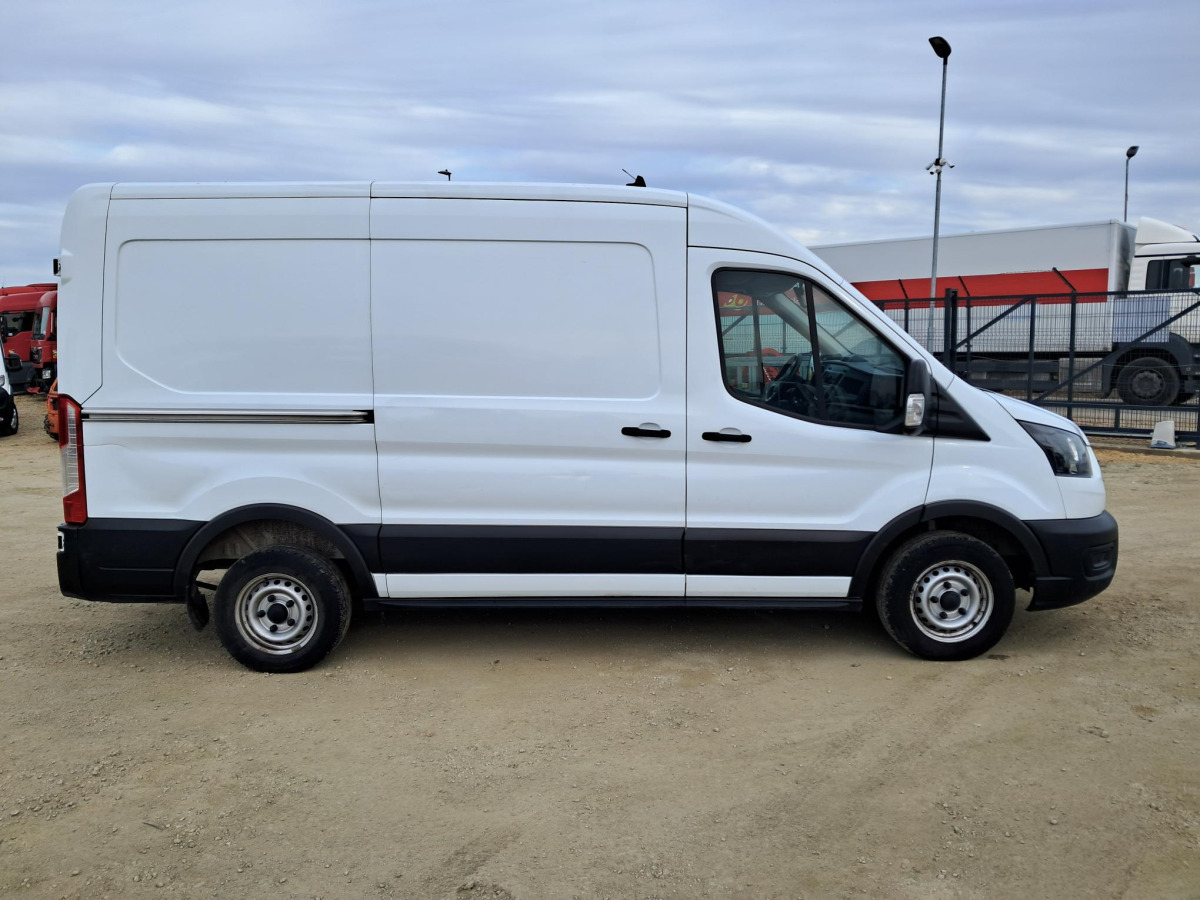 FORD FCD TRANSIT FURGON BLASZAK - Furgon: obrázok 4 FORD FCD TRANSIT FURGON BLASZAK - Furgon: obrázok 4