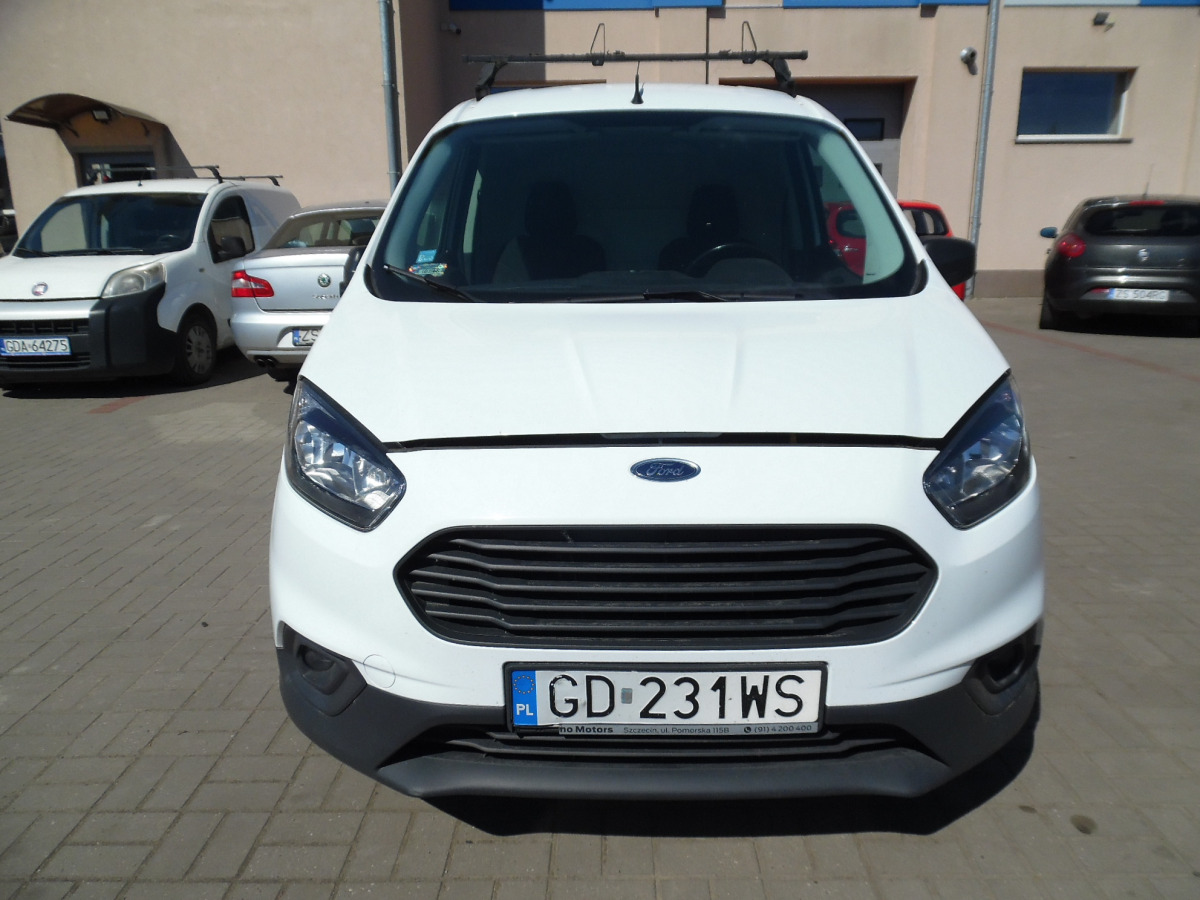 FORD TRANSIT COURIER FURGON BLASZAK - Furgon: obrázok 3 FORD TRANSIT COURIER FURGON BLASZAK - Furgon: obrázok 3