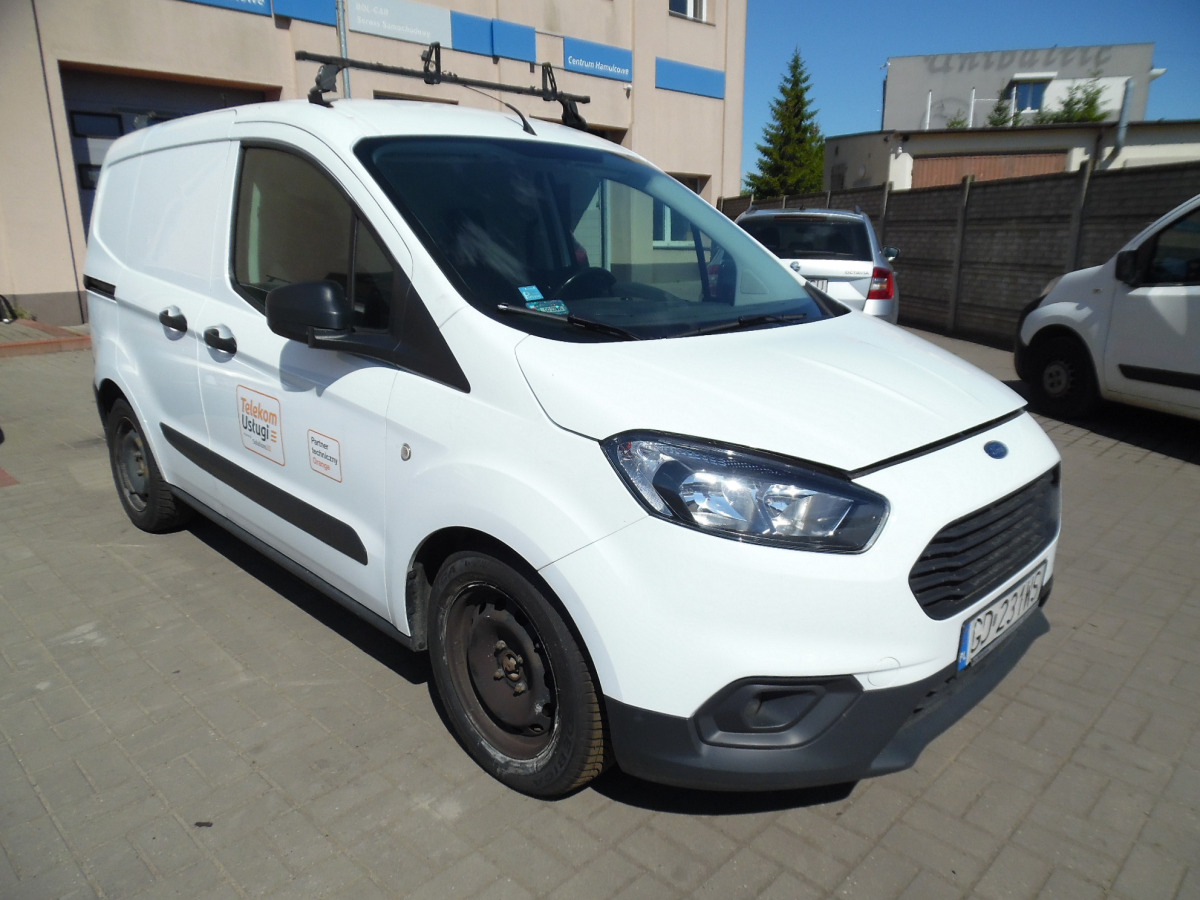 FORD TRANSIT COURIER FURGON BLASZAK - Furgon: obrázok 1 FORD TRANSIT COURIER FURGON BLASZAK - Furgon: obrázok 1