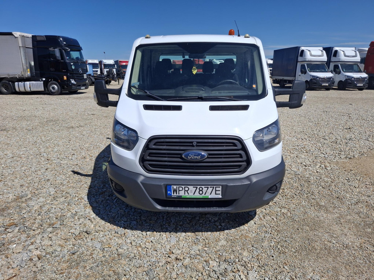 FORD TRANSIT DOKA - Dodávkа s dvojitou kabínou: obrázok 2 FORD TRANSIT DOKA - Dodávkа s dvojitou kabínou: obrázok 2