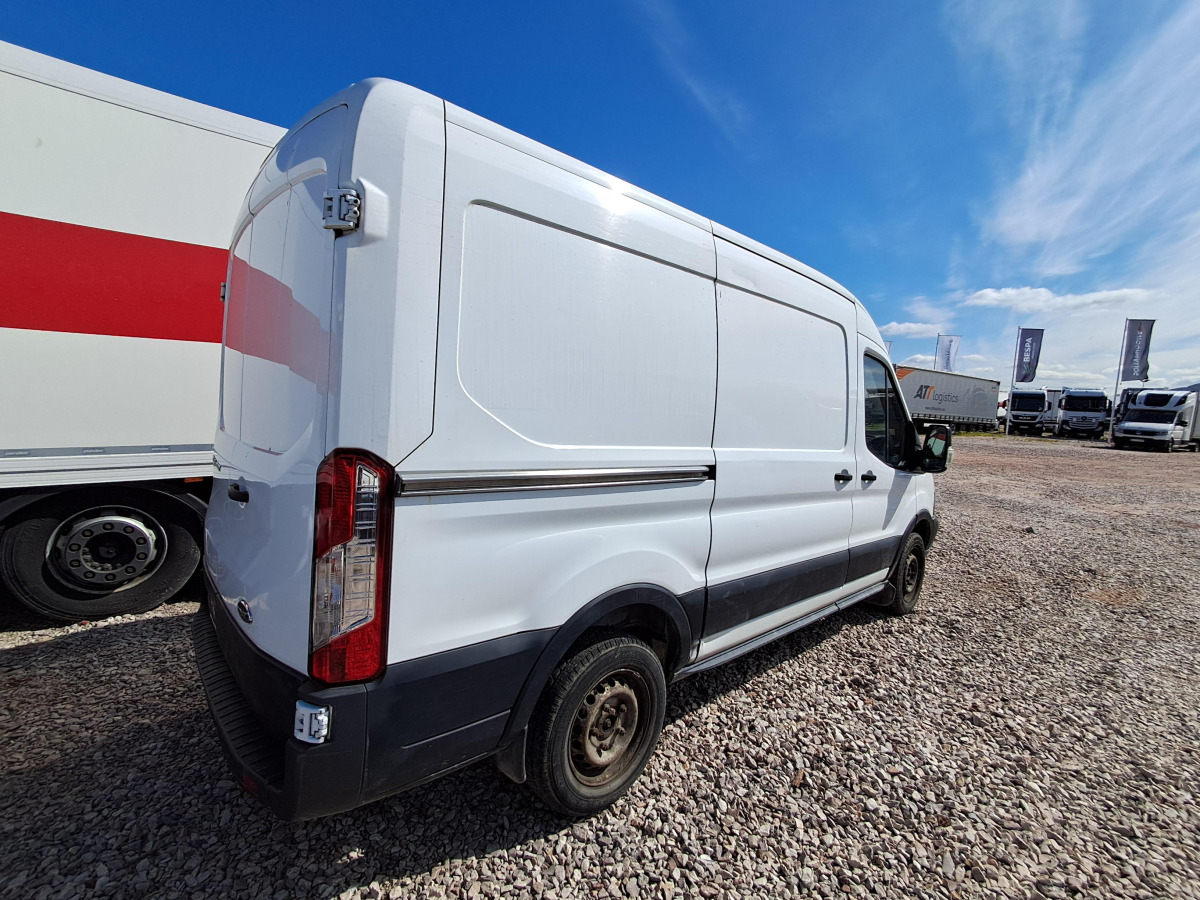 FORD TRANSIT FURGON BLASZAK - Furgon: obrázok 4 FORD TRANSIT FURGON BLASZAK - Furgon: obrázok 4