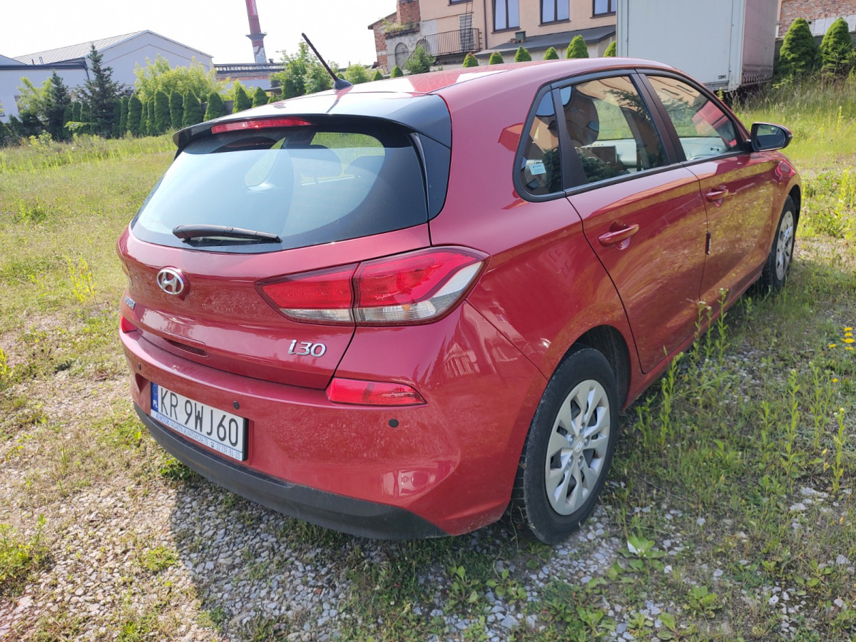 HYUNDAI I30 HATCHBACK - Hatchback: obrázok 4 HYUNDAI I30 HATCHBACK - Hatchback: obrázok 4
