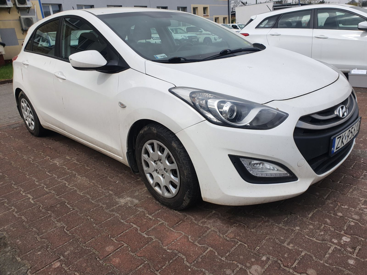 HYUNDAI I30 HATCHBACK - Hatchback: obrázok 1 HYUNDAI I30 HATCHBACK - Hatchback: obrázok 1