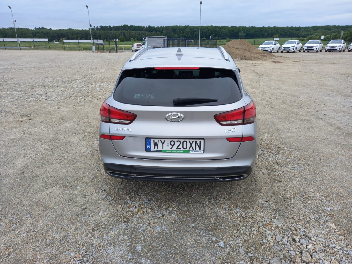 HYUNDAI I30 KOMBI - Automobil: obrázok 5 HYUNDAI I30 KOMBI - Automobil: obrázok 5