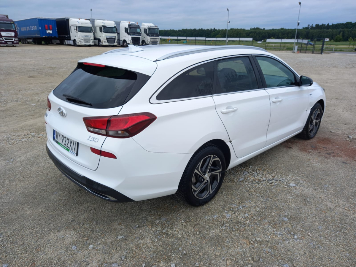 HYUNDAI I30 KOMBI - Automobil: obrázok 5 HYUNDAI I30 KOMBI - Automobil: obrázok 5