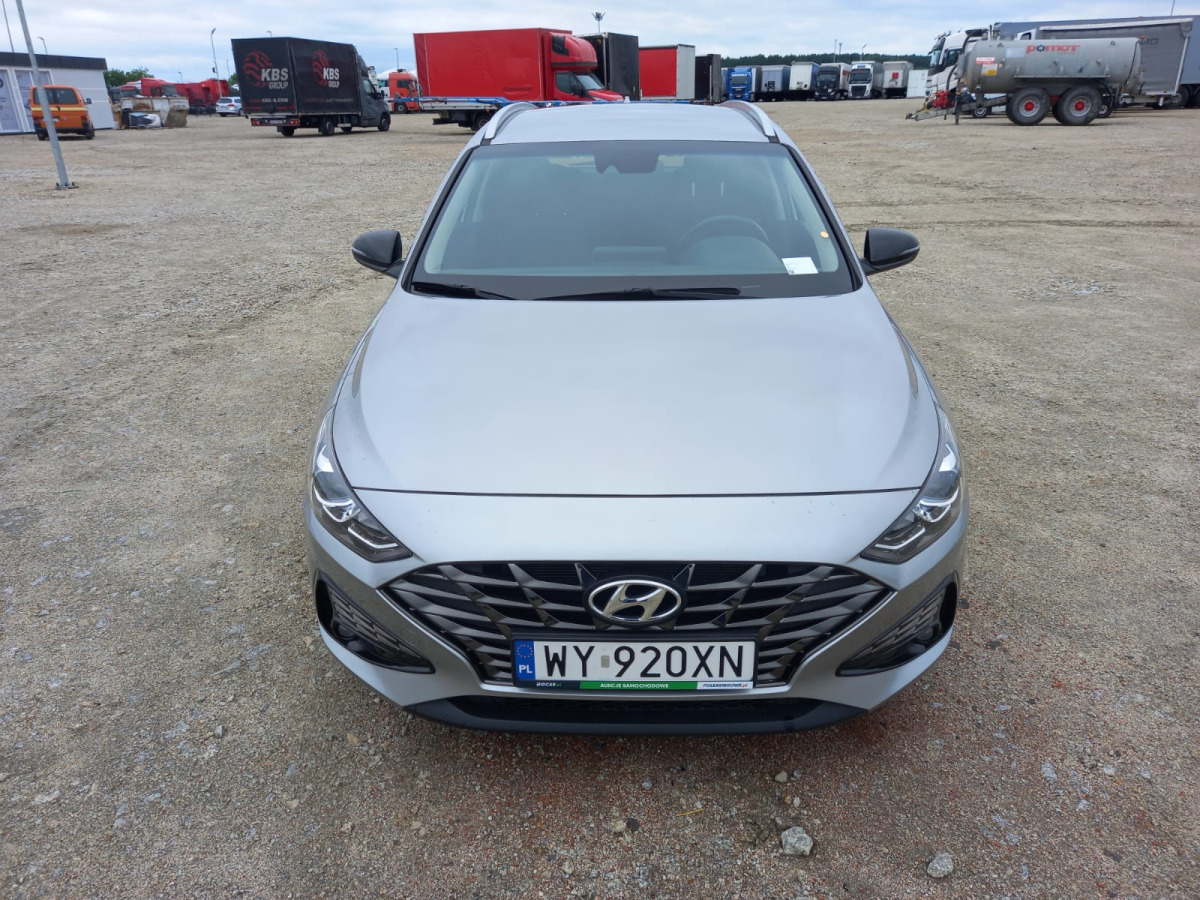 HYUNDAI I30 KOMBI - Automobil: obrázok 2 HYUNDAI I30 KOMBI - Automobil: obrázok 2