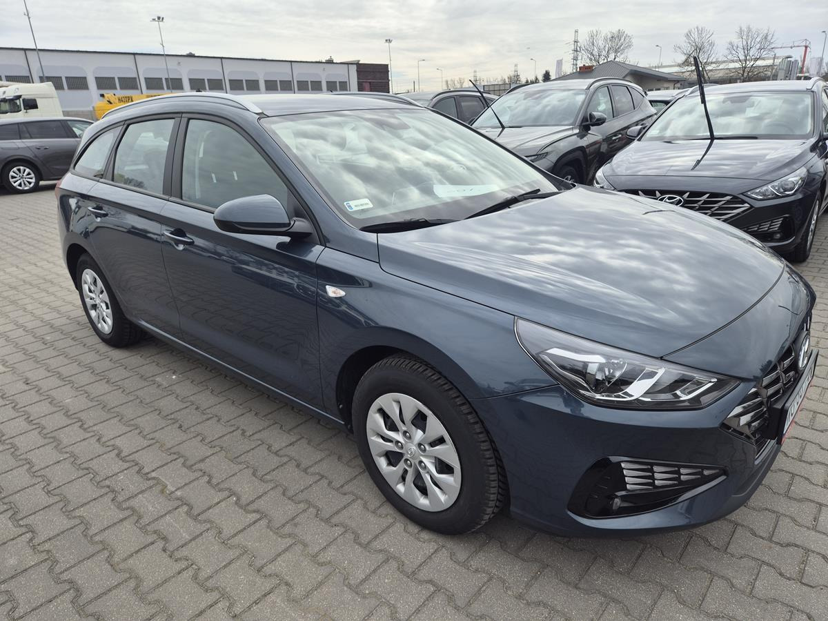 HYUNDAI I30 KOMBI - Automobil: obrázok 1 HYUNDAI I30 KOMBI - Automobil: obrázok 1