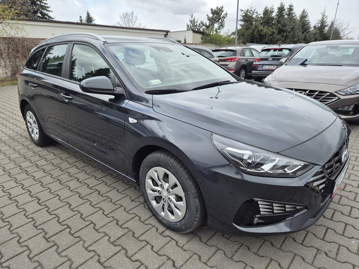 HYUNDAI I30 KOMBI - Automobil: obrázok 1 HYUNDAI I30 KOMBI - Automobil: obrázok 1