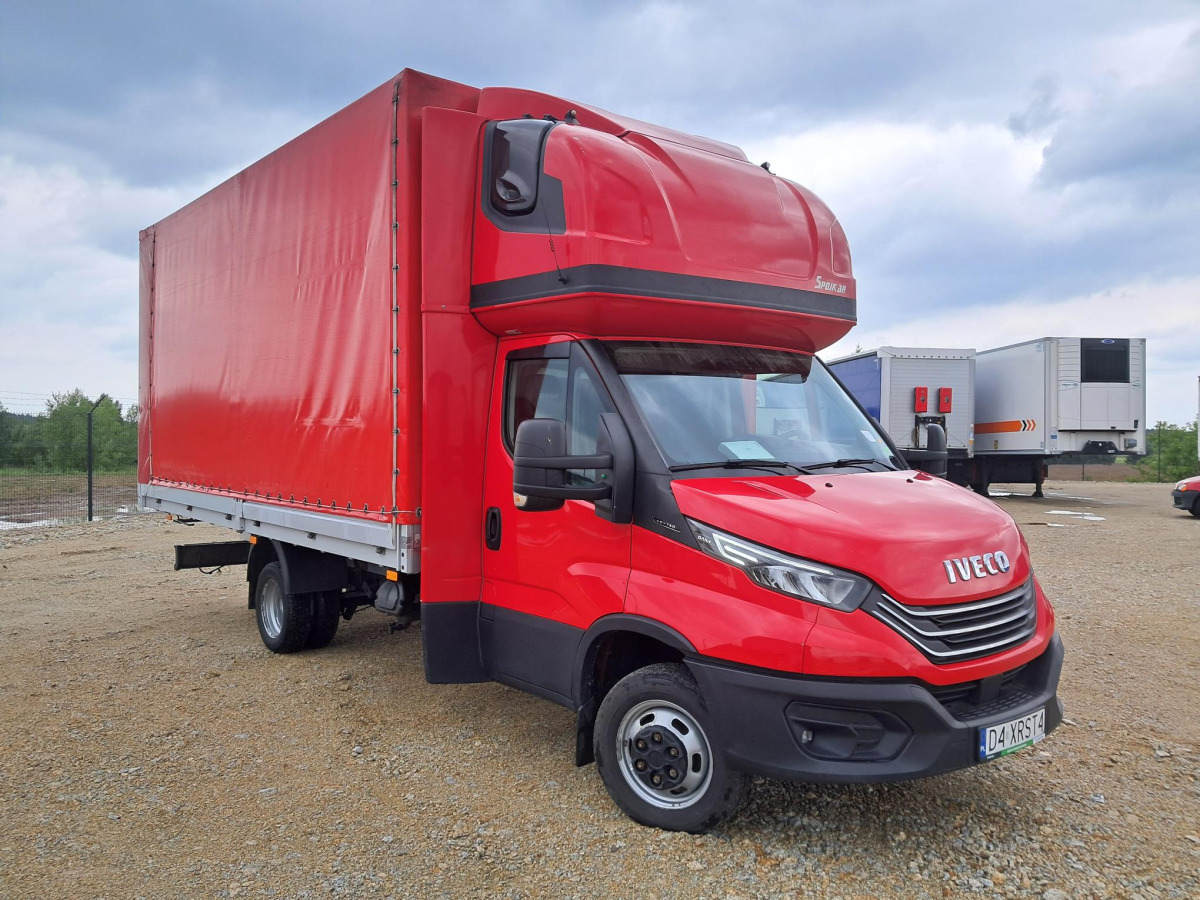 IVECO 50C18 PLANDEKA - Plachtová dodávka: obrázok 1 IVECO 50C18 PLANDEKA - Plachtová dodávka: obrázok 1