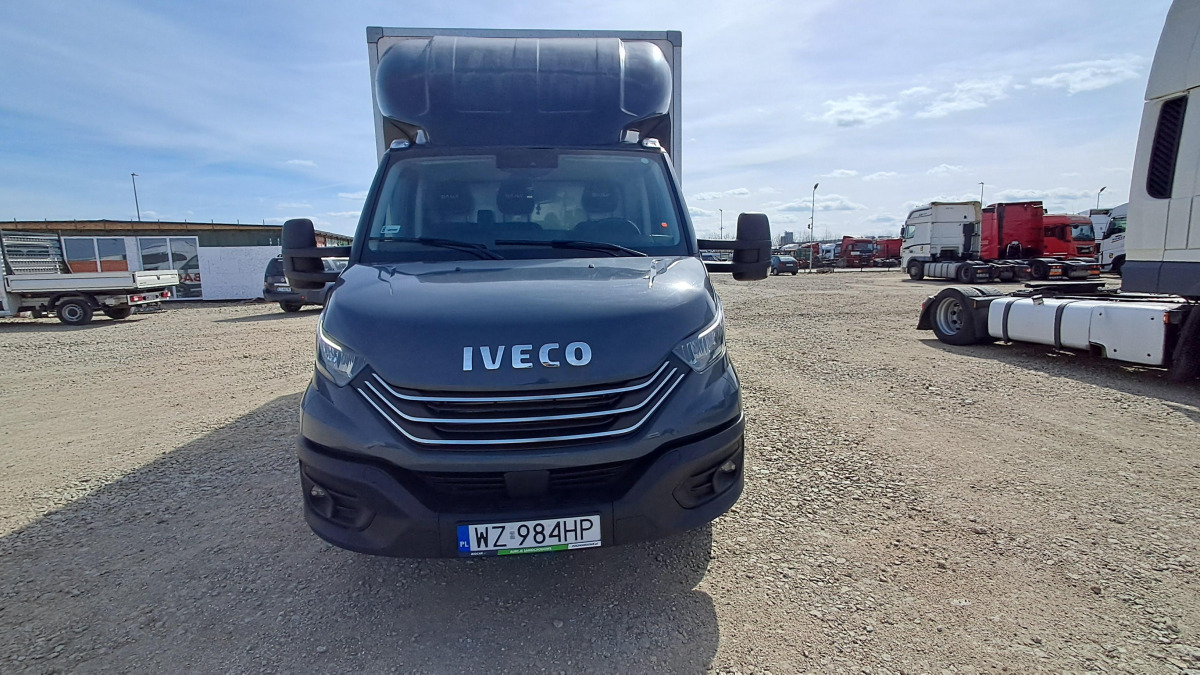 IVECO DAILY 50C18 KONTENER Z WINDĄ - Dodávka skriňová nadstavba: obrázok 2 IVECO DAILY 50C18 KONTENER Z WINDĄ - Dodávka skriňová nadstavba: obrázok 2