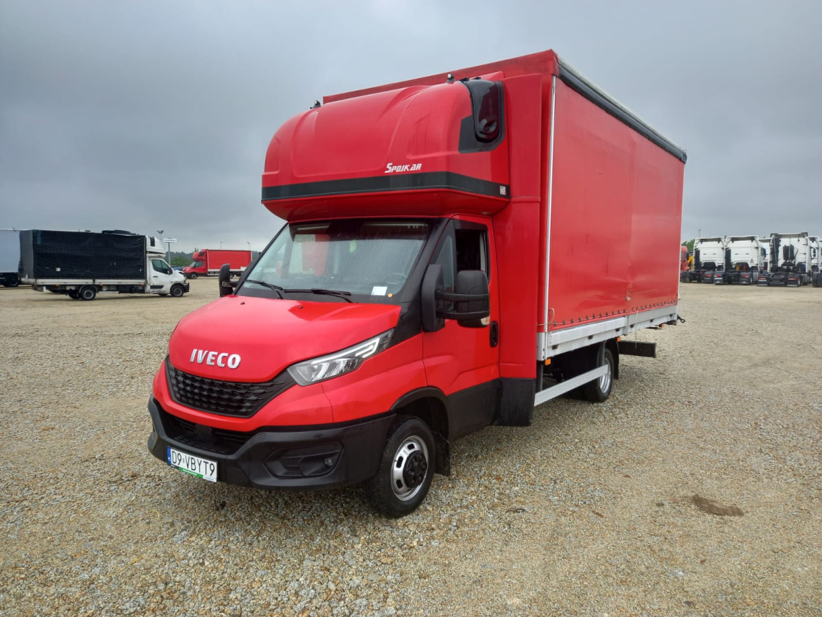 IVECO/JUSAM STANISŁAWJURKOWSKI 50C18/JU06 PLANDEKA - Plachtová dodávka: obrázok 2 IVECO/JUSAM STANISŁAWJURKOWSKI 50C18/JU06 PLANDEKA - Plachtová dodávka: obrázok 2
