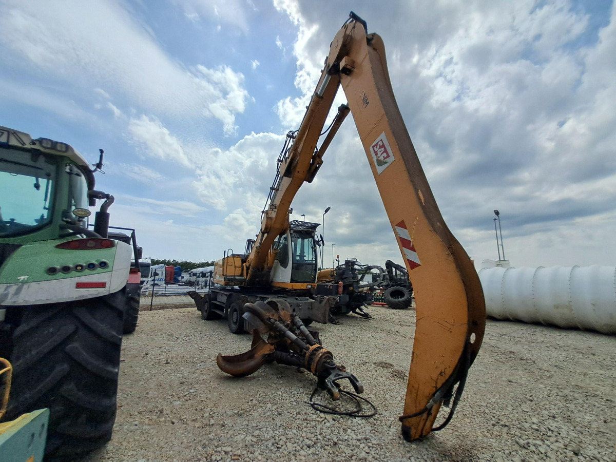 Koparka kołowa – LIEBHERR A 924 C LITRONIC – 2011 – 20 177 h – prace ziemne - Překládkové rýpadlo: obrázok 1 Koparka kołowa – LIEBHERR A 924 C LITRONIC – 2011 – 20 177 h – prace ziemne - Překládkové rýpadlo: obrázok 1