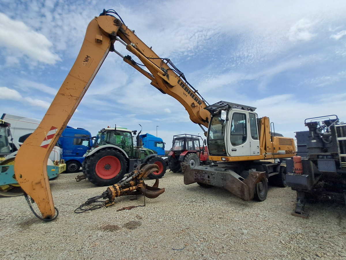 Koparka kołowa – LIEBHERR A 924 C LITRONIC – 2011 – 20 177 h – prace ziemne - Překládkové rýpadlo: obrázok 2 Koparka kołowa – LIEBHERR A 924 C LITRONIC – 2011 – 20 177 h – prace ziemne - Překládkové rýpadlo: obrázok 2