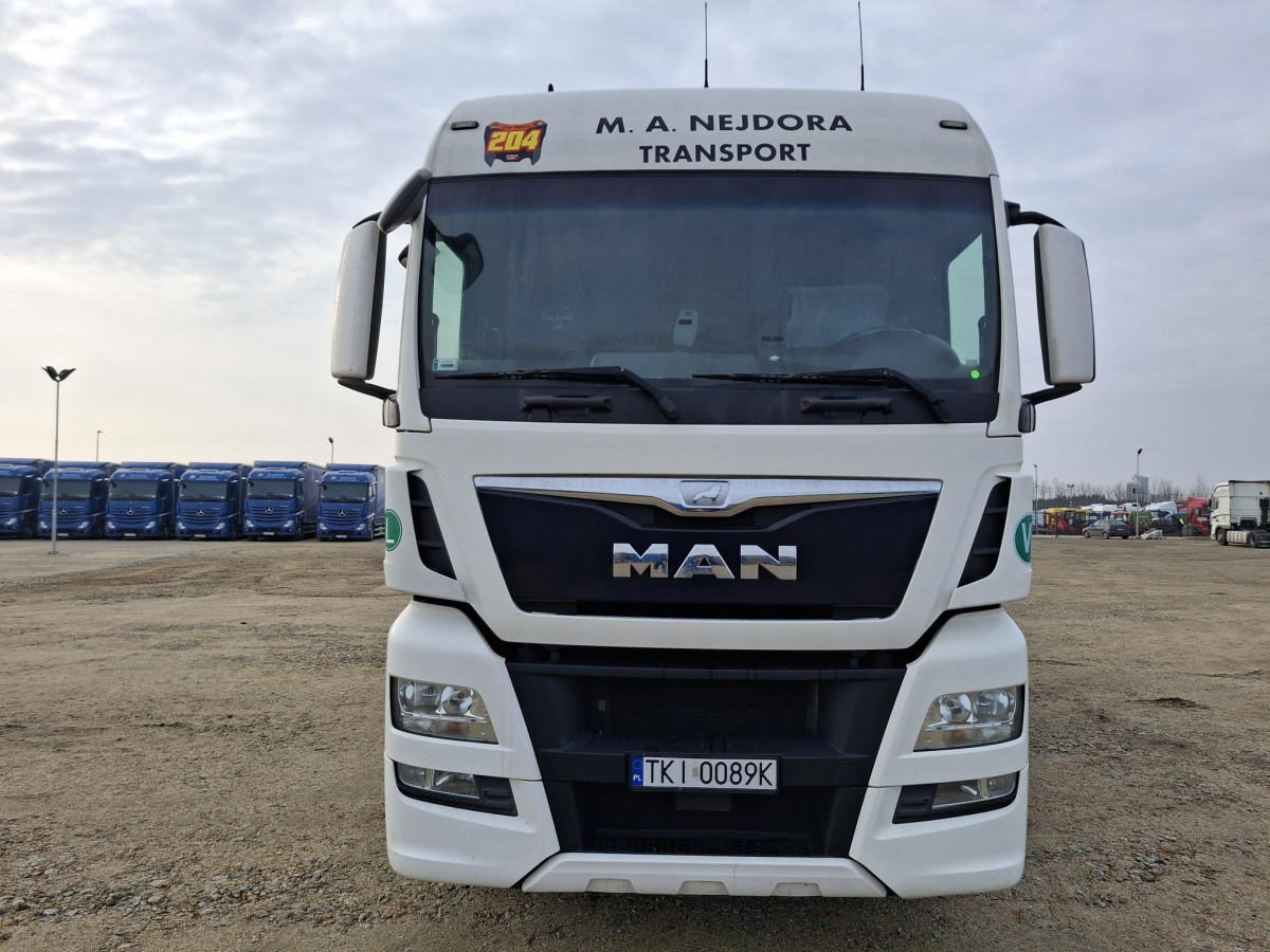MAN TGX 18.400 SOLÓWKA - Plachtové nákladné vozidlo: obrázok 3 MAN TGX 18.400 SOLÓWKA - Plachtové nákladné vozidlo: obrázok 3