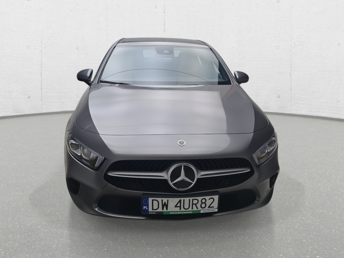 MERCEDES BENZ A 180 HATCHBACK - Hatchback: obrázok 3 MERCEDES BENZ A 180 HATCHBACK - Hatchback: obrázok 3